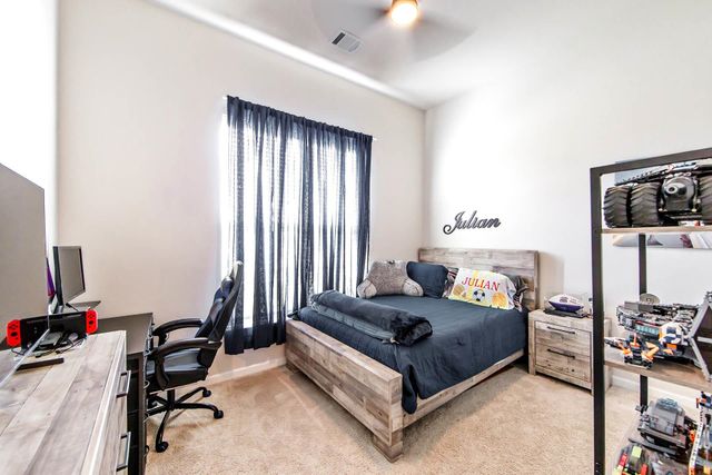 129 Villa Dr, Thibodaux, LA 70301