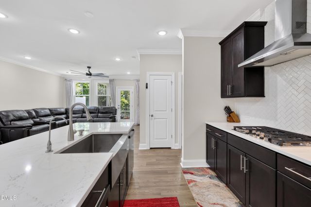 1752 Alpine Summer Lane, Apex, NC 27502