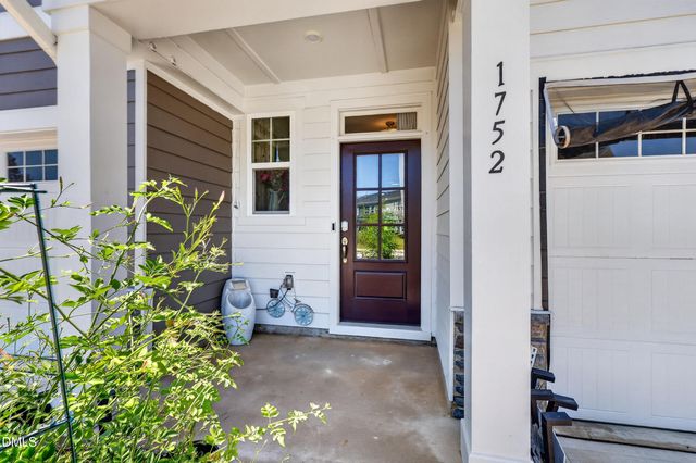 1752 Alpine Summer Lane, Apex, NC 27502