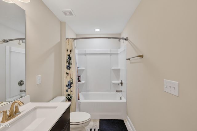 1752 Alpine Summer Lane, Apex, NC 27502