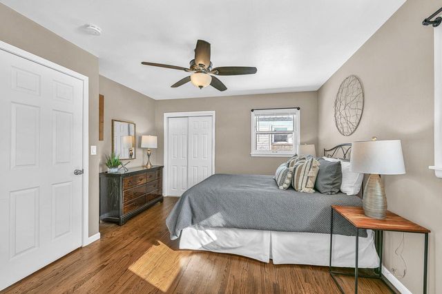 6125 Middleton COURT S, Greendale, WI 53129