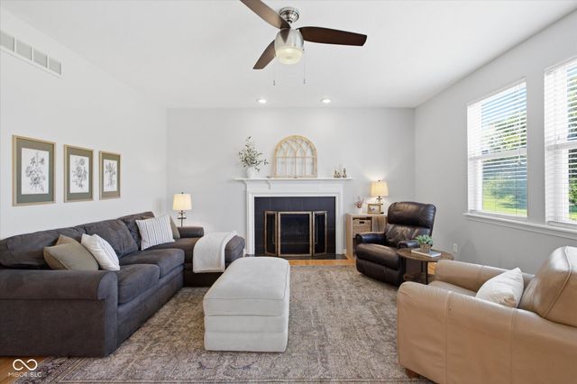 1473 Esprit Drive, Carmel, IN 46074