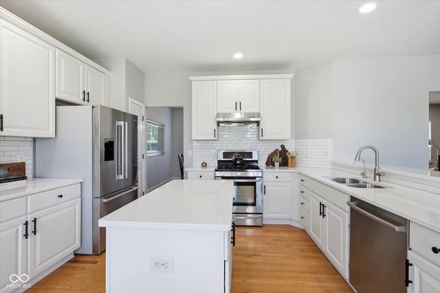 1473 Esprit Drive, Carmel, IN 46074