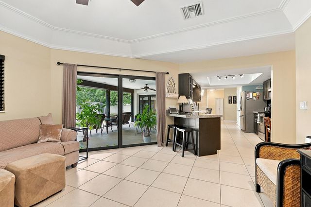 99 Cuyahoga Road, Lake Worth, FL 33467