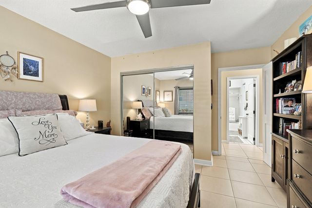 99 Cuyahoga Road, Lake Worth, FL 33467