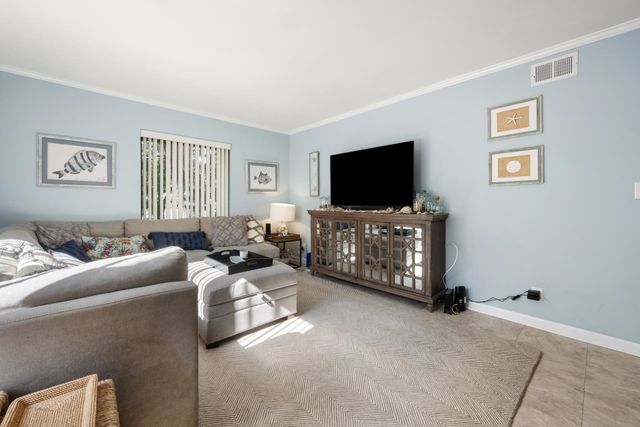 88 Salt Marsh Cir Unit 22L, Pawleys Island, SC 29585