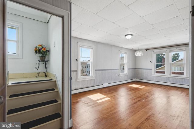 274 MOORE ST, Millersburg, PA 17061