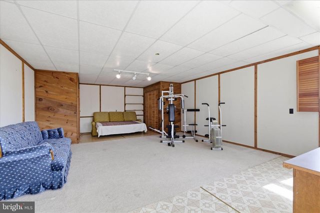 274 MOORE ST, Millersburg, PA 17061
