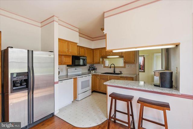 274 MOORE ST, Millersburg, PA 17061