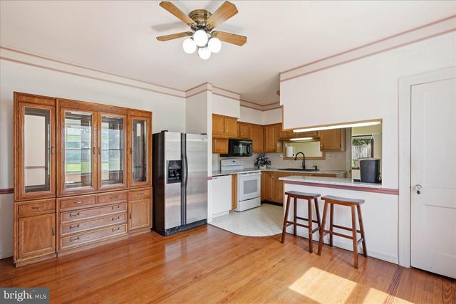 274 MOORE ST, Millersburg, PA 17061