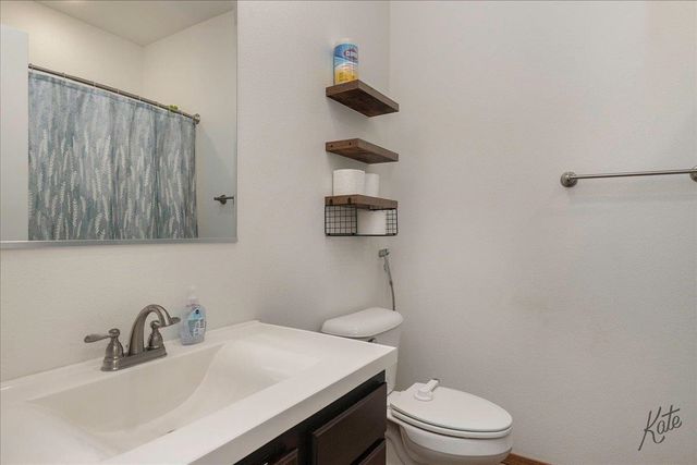 2681 DESERT EAGLE LOOP, North Pole, AK 99705