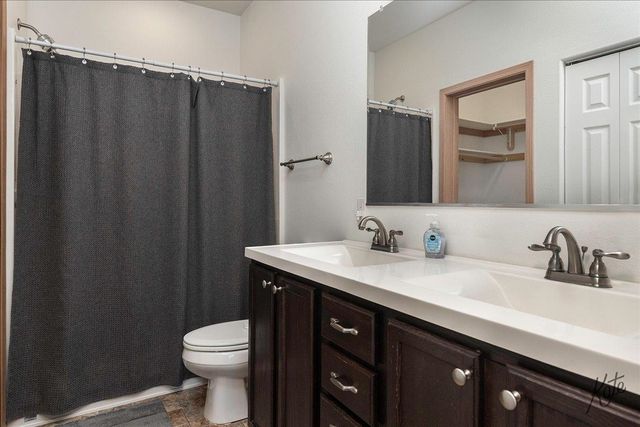 2681 DESERT EAGLE LOOP, North Pole, AK 99705