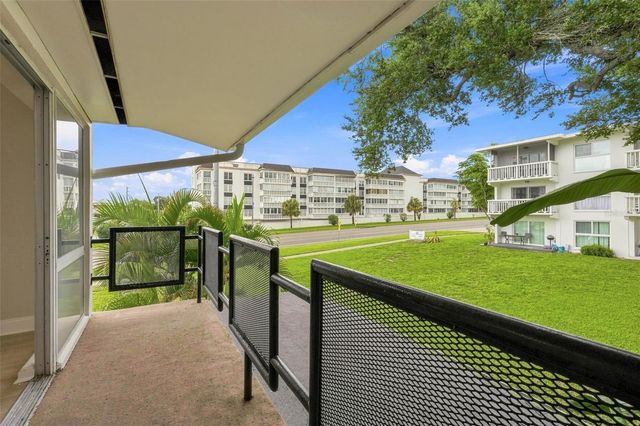 2950 W BAY DRIVE B1, Belleair Bluffs, FL 33770
