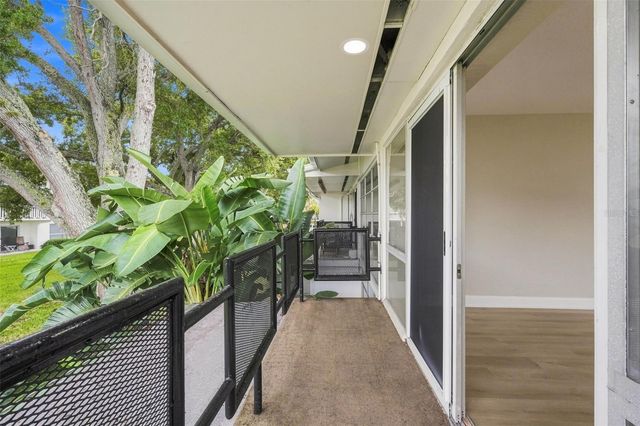 2950 W BAY DRIVE B1, Belleair Bluffs, FL 33770