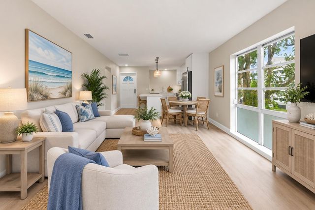 2950 W BAY DRIVE B1, Belleair Bluffs, FL 33770