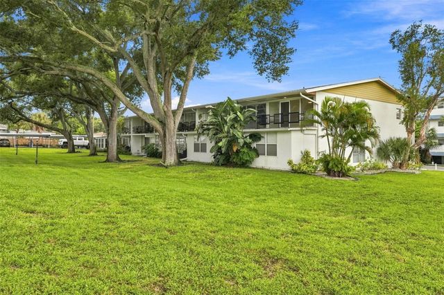 2950 W BAY DRIVE B1, Belleair Bluffs, FL 33770