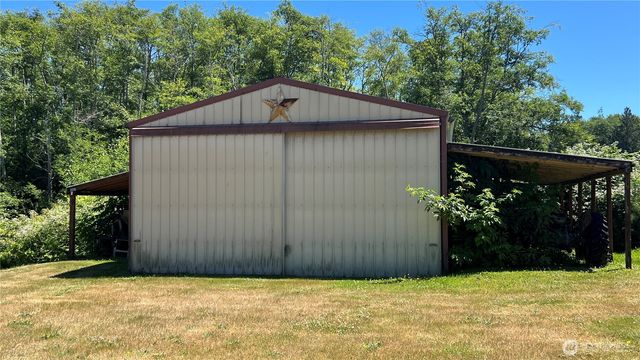 39058 Shoreview Drive NE, Hansville, WA 98340