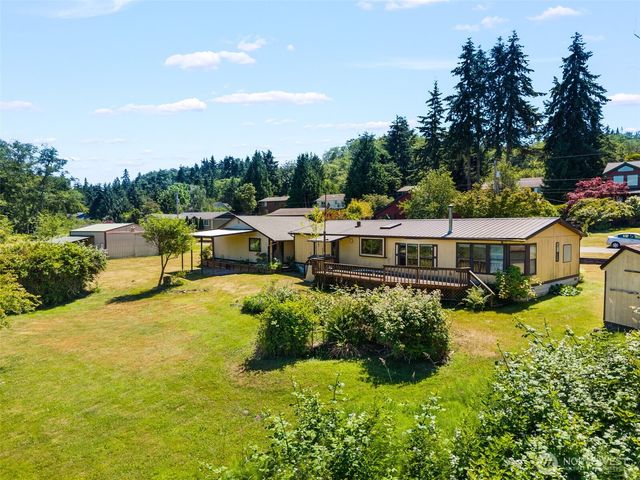 39058 Shoreview Drive NE, Hansville, WA 98340