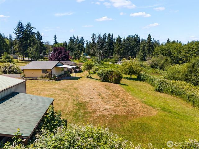 39058 Shoreview Drive NE, Hansville, WA 98340