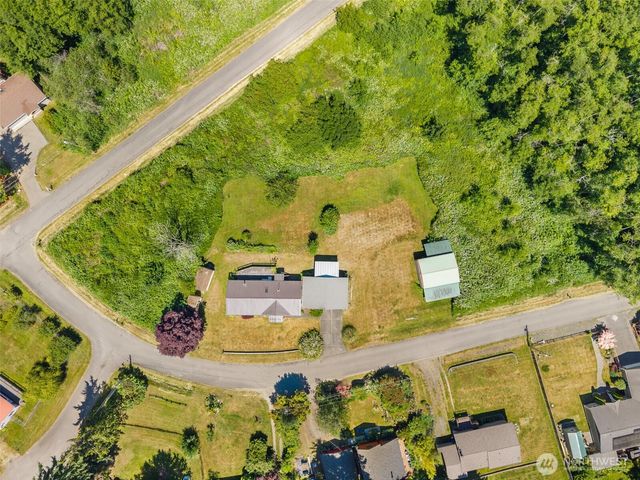 39058 Shoreview Drive NE, Hansville, WA 98340