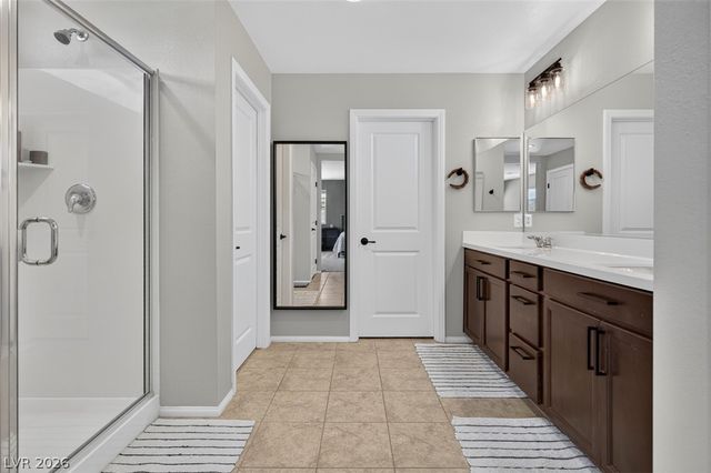 10383 Andele Avenue, Las Vegas, NV 89166