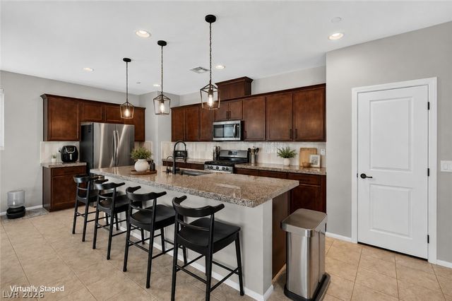 10383 Andele Avenue, Las Vegas, NV 89166