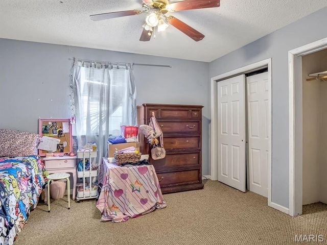 327 Collinsville Avenue, Collinsville, IL 62234