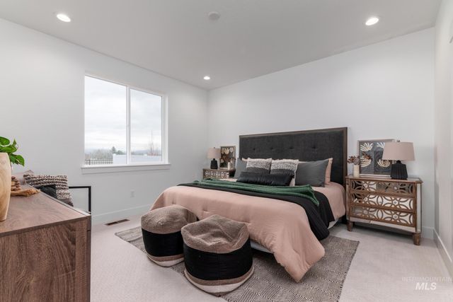 831 W Bay St, Middleton, ID 83644