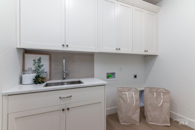 831 W Bay St, Middleton, ID 83644