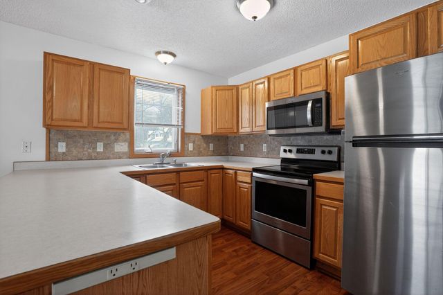 6375 13th Street N, Oakdale, MN 55128