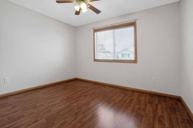 6375 13th Street N, Oakdale, MN 55128