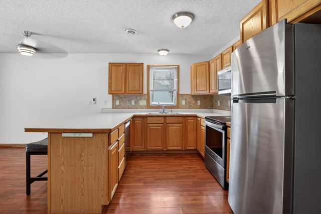 6375 13th Street N, Oakdale, MN 55128