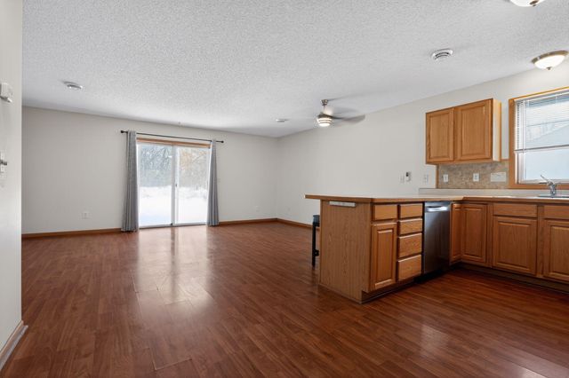 6375 13th Street N, Oakdale, MN 55128