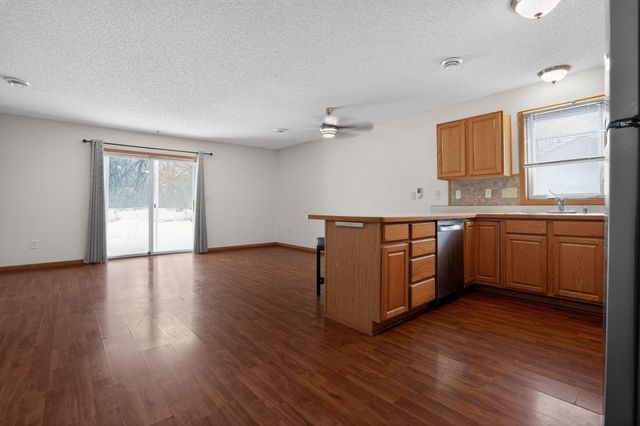 6375 13th Street N, Oakdale, MN 55128