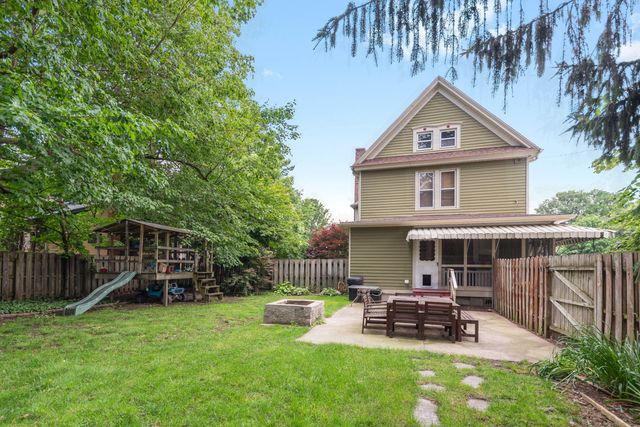 1406 Indiana Avenue, La Porte, IN 46350