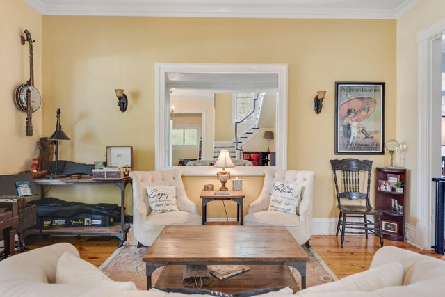 1406 Indiana Avenue, La Porte, IN 46350