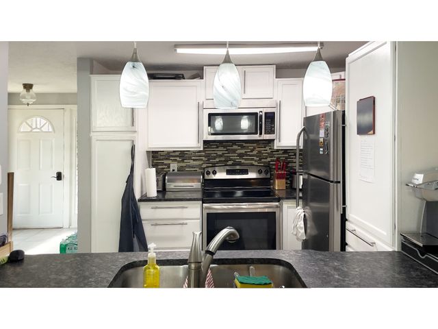 11538 Eden Ridge Court, Indianapolis, IN 46236