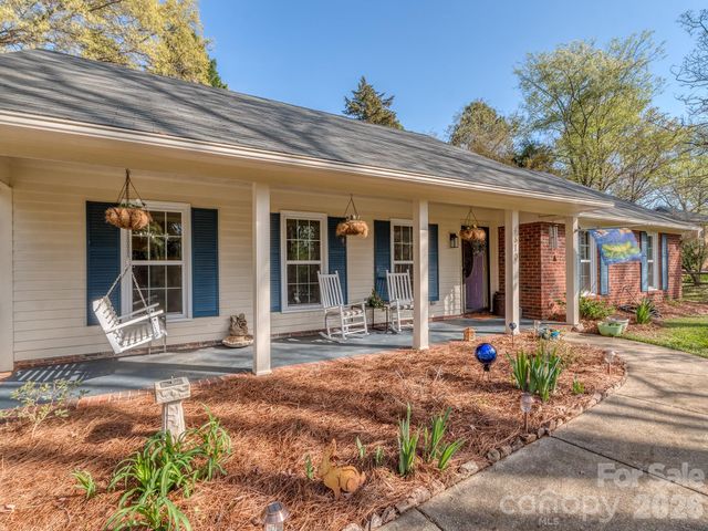 4810 Old Spice Lane, Charlotte, NC 28277