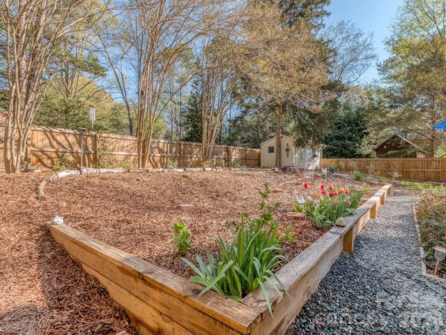 4810 Old Spice Lane, Charlotte, NC 28277