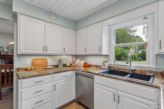3411 48th Street, Des Moines, IA 50310