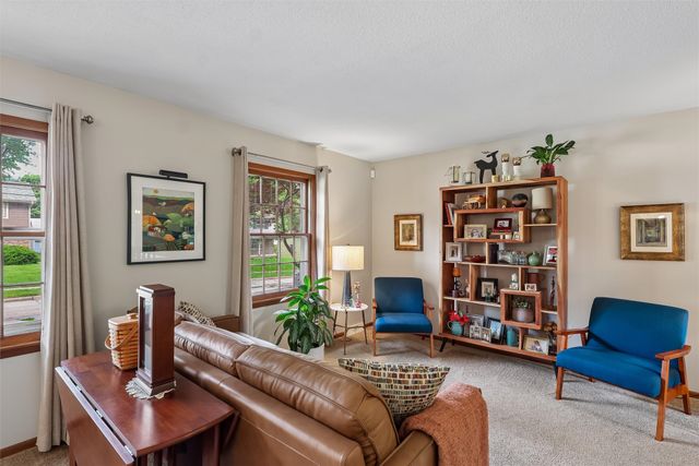 3411 48th Street, Des Moines, IA 50310