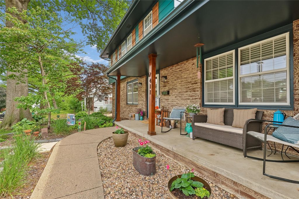 3411 48th Street, Des Moines, IA 50310
