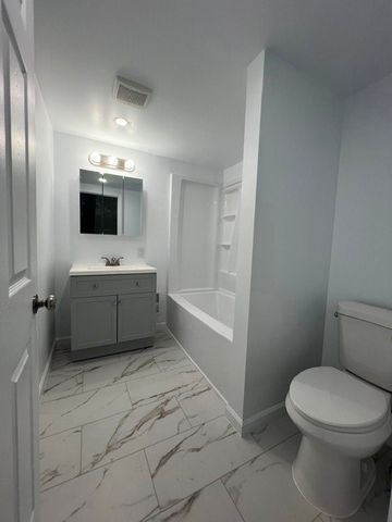 809 DEPOT STREET, Youngwood, PA 15697