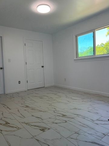 809 DEPOT STREET, Youngwood, PA 15697