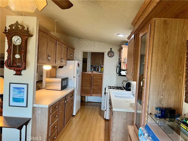 21001 Plummer 34, Chatsworth, CA 91311