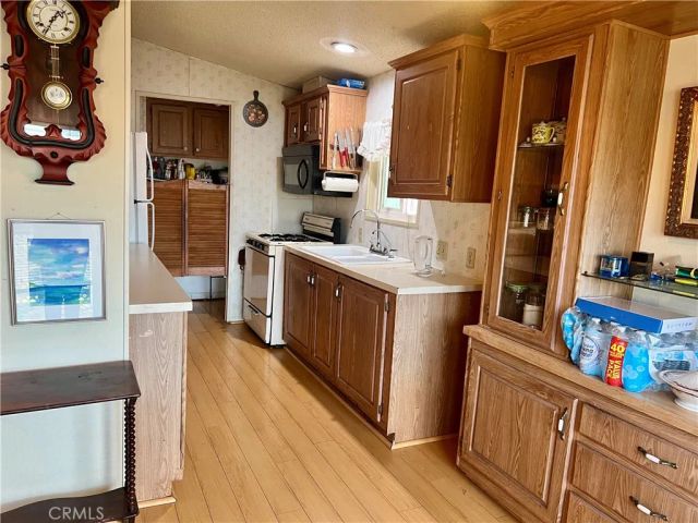 21001 Plummer 34, Chatsworth, CA 91311