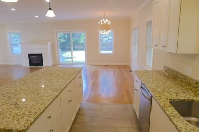 299 Cabot St 1, Newton, MA 02460