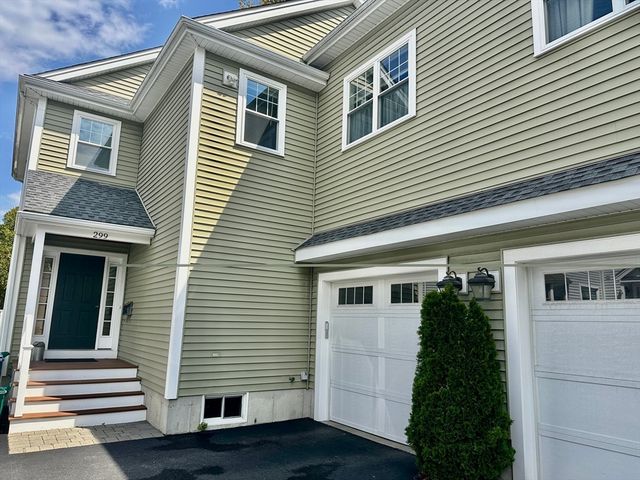 299 Cabot St 1, Newton, MA 02460