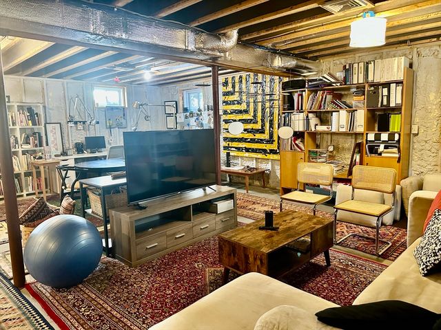 299 Cabot St 1, Newton, MA 02460