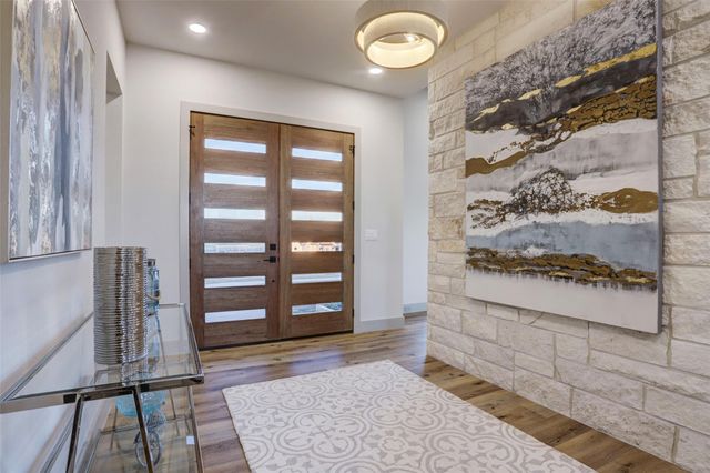 104 Turney Trace Lane, Round Top, TX 78954